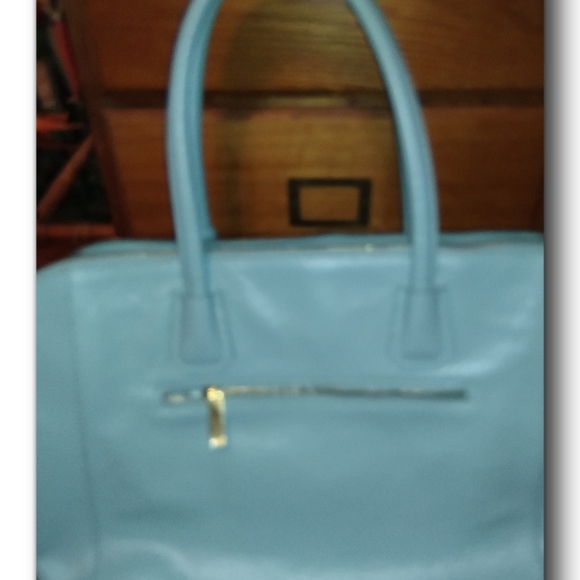 Large Tote or Overnight Bag of Pebbled Leather - Picture 2 of 5